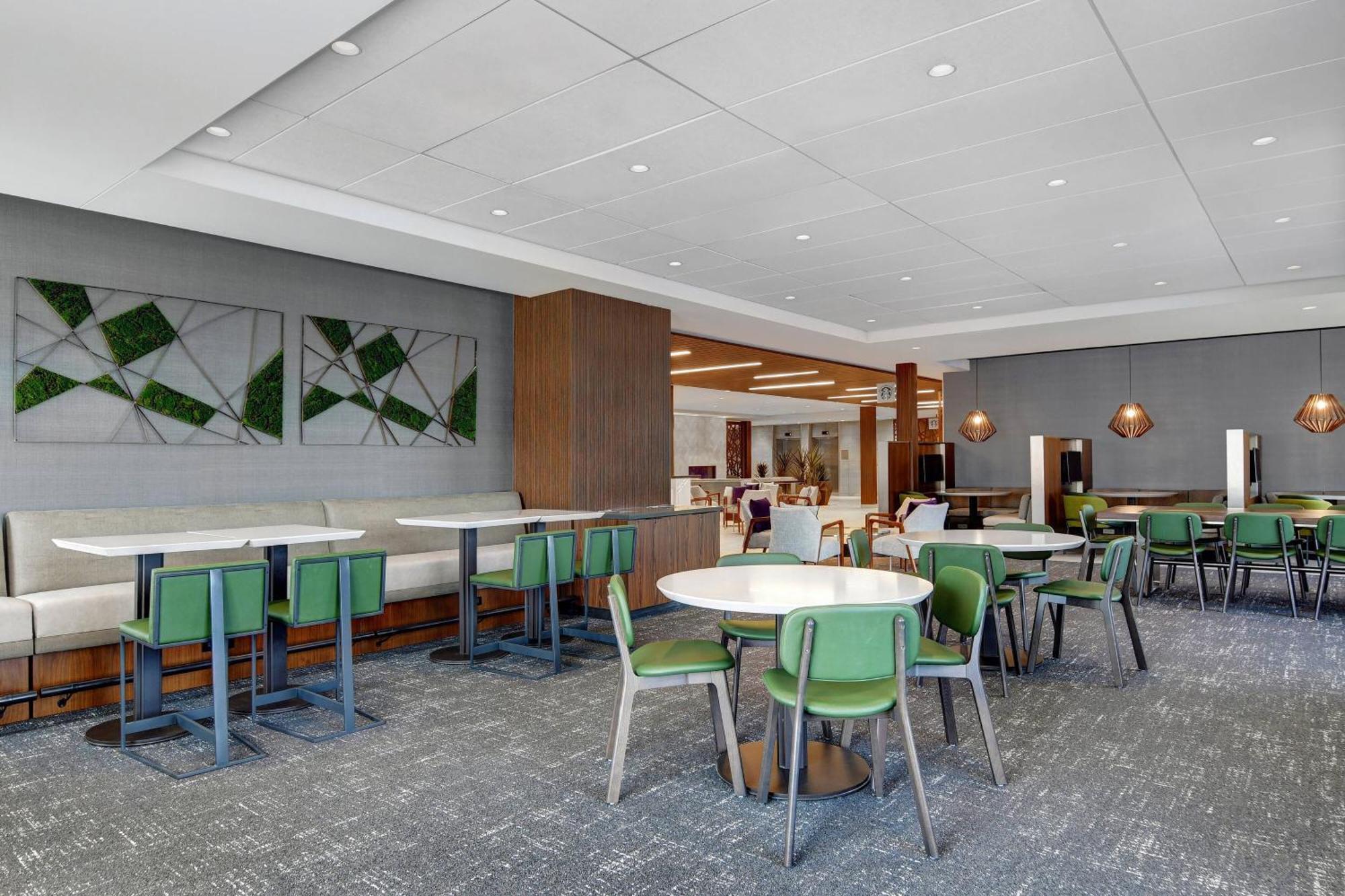 Courtyard By Marriott Manhattan Aggieville Kültér fotó