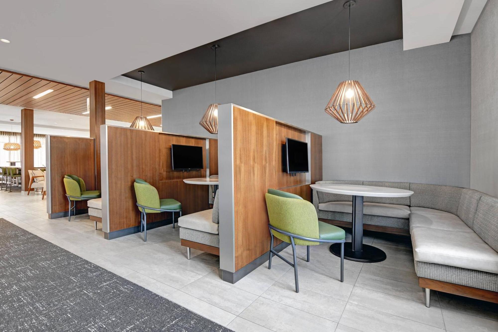 Courtyard By Marriott Manhattan Aggieville Kültér fotó