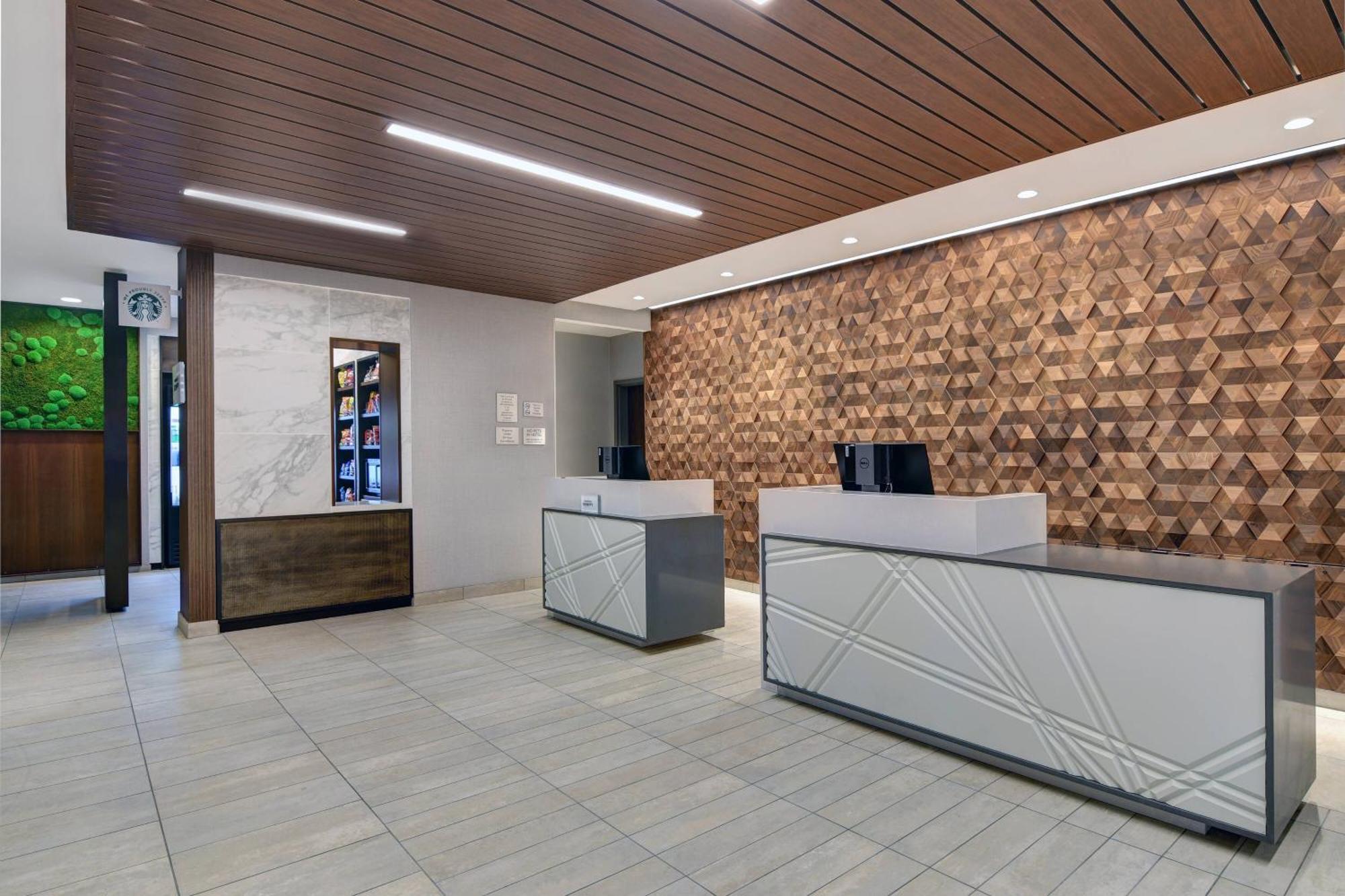 Courtyard By Marriott Manhattan Aggieville Kültér fotó