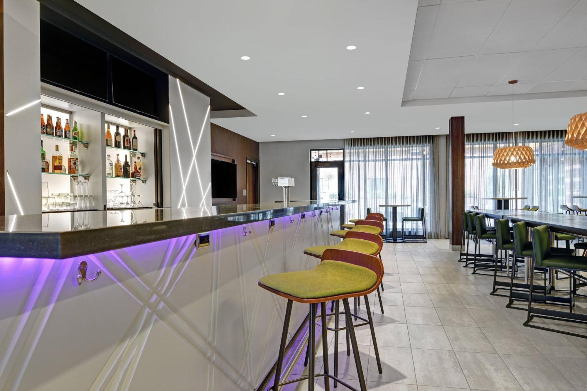 Courtyard By Marriott Manhattan Aggieville Kültér fotó