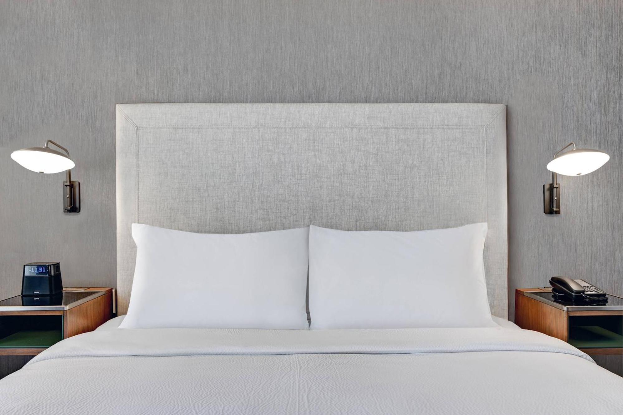 Courtyard By Marriott Manhattan Aggieville Kültér fotó